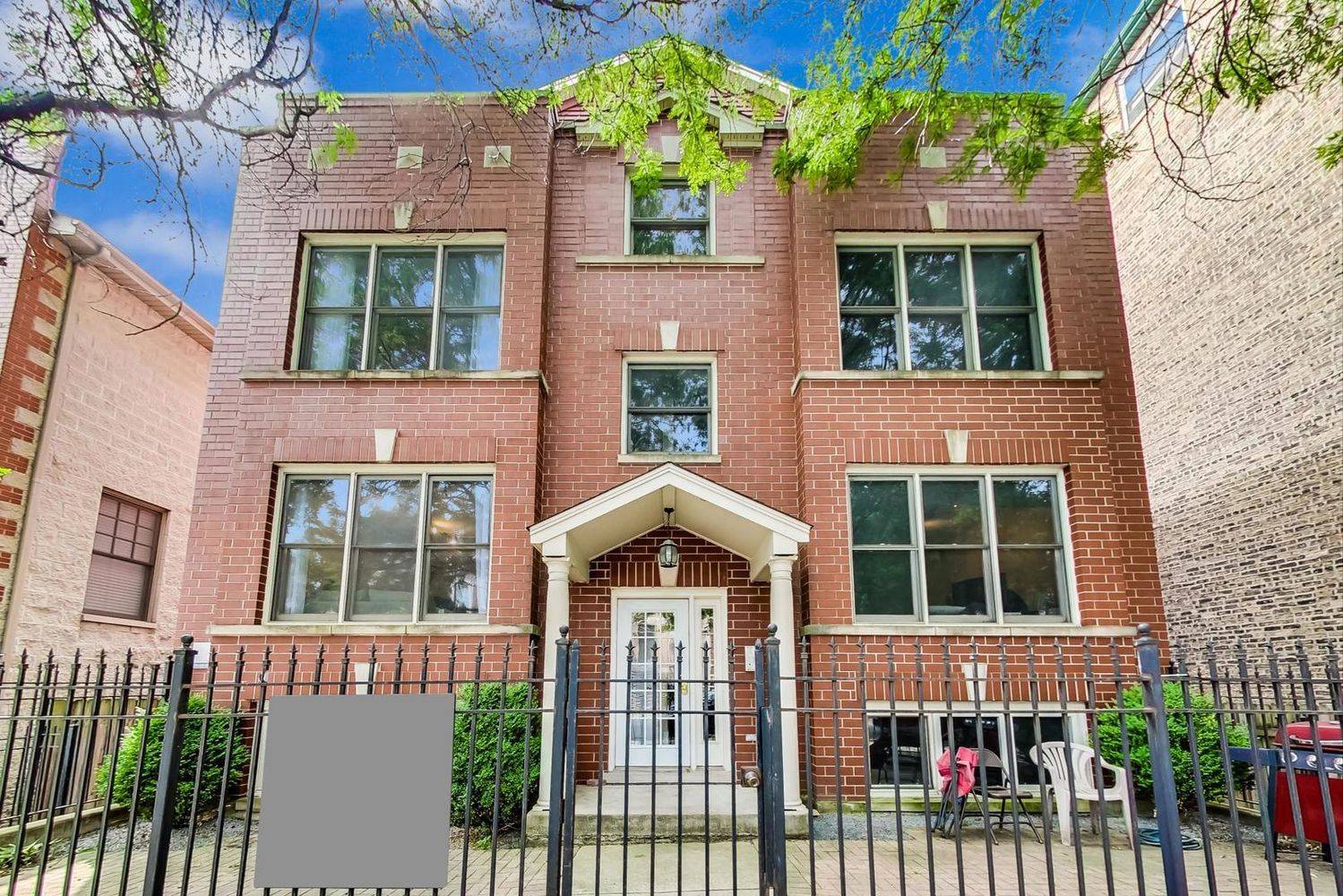 Chicago, IL 60647,2233 W Medill AVE #A