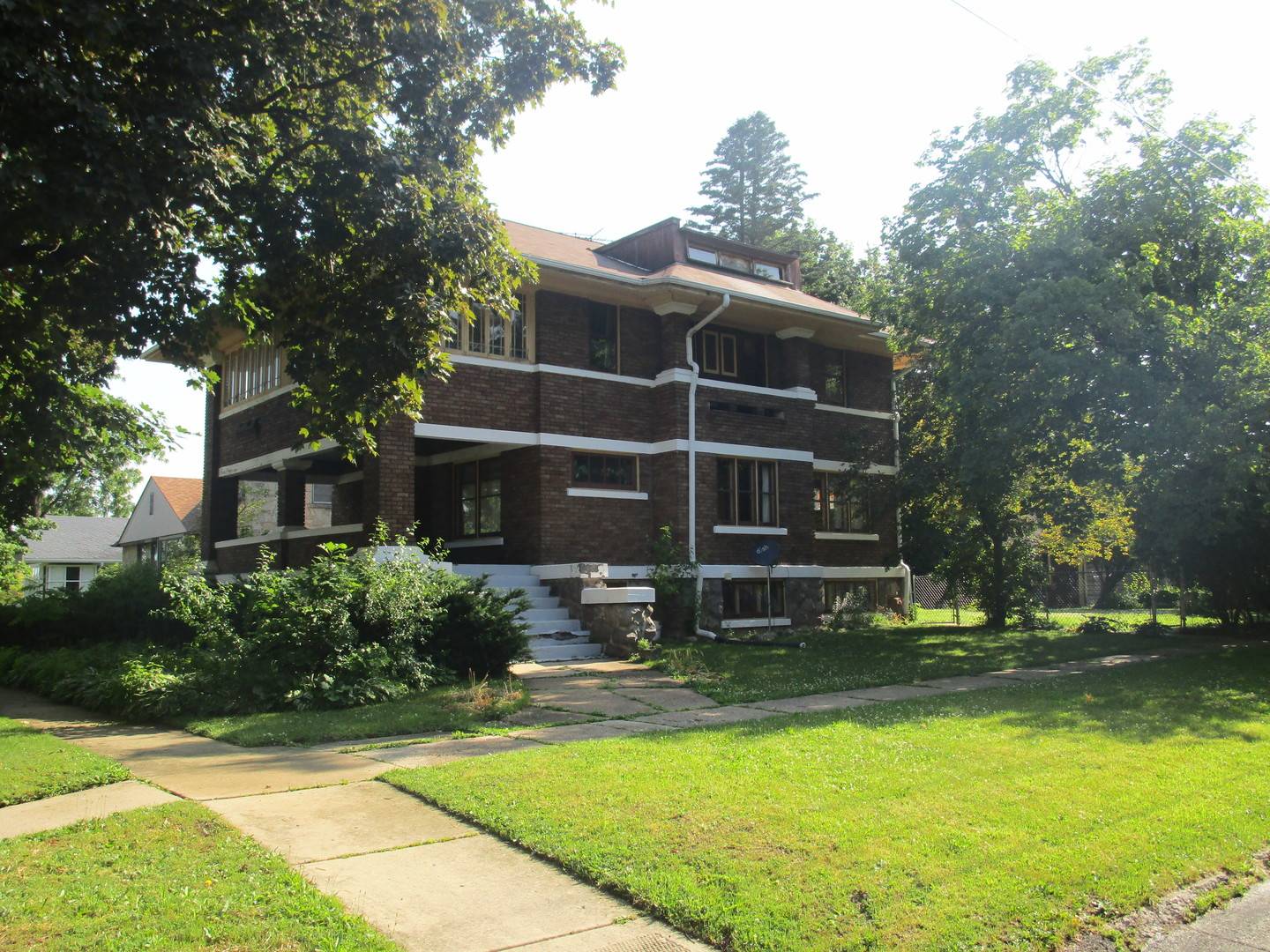 Harvard, IL 60033,1101 N Hart ST
