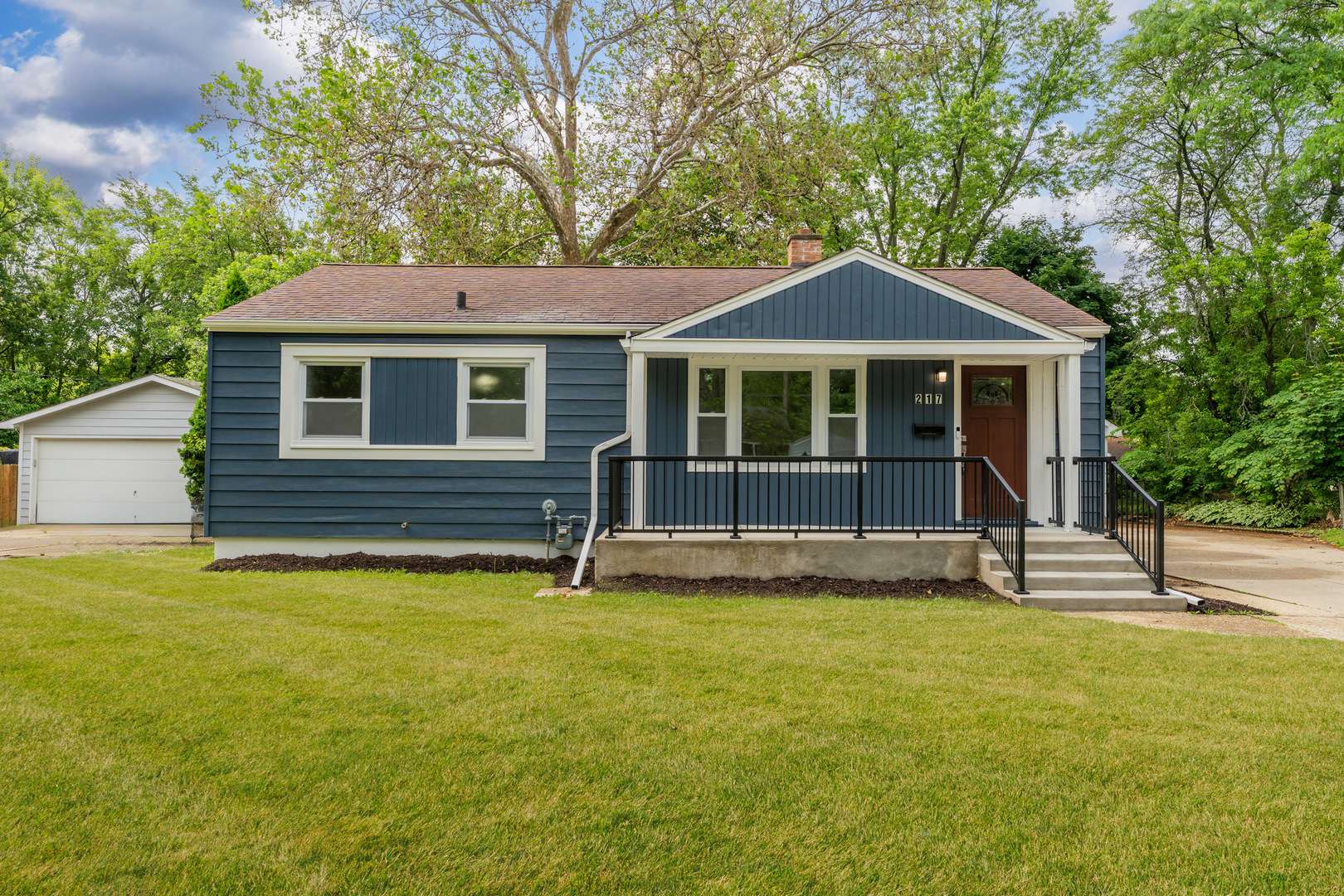 Mundelein, IL 60060,217 Chandler DR