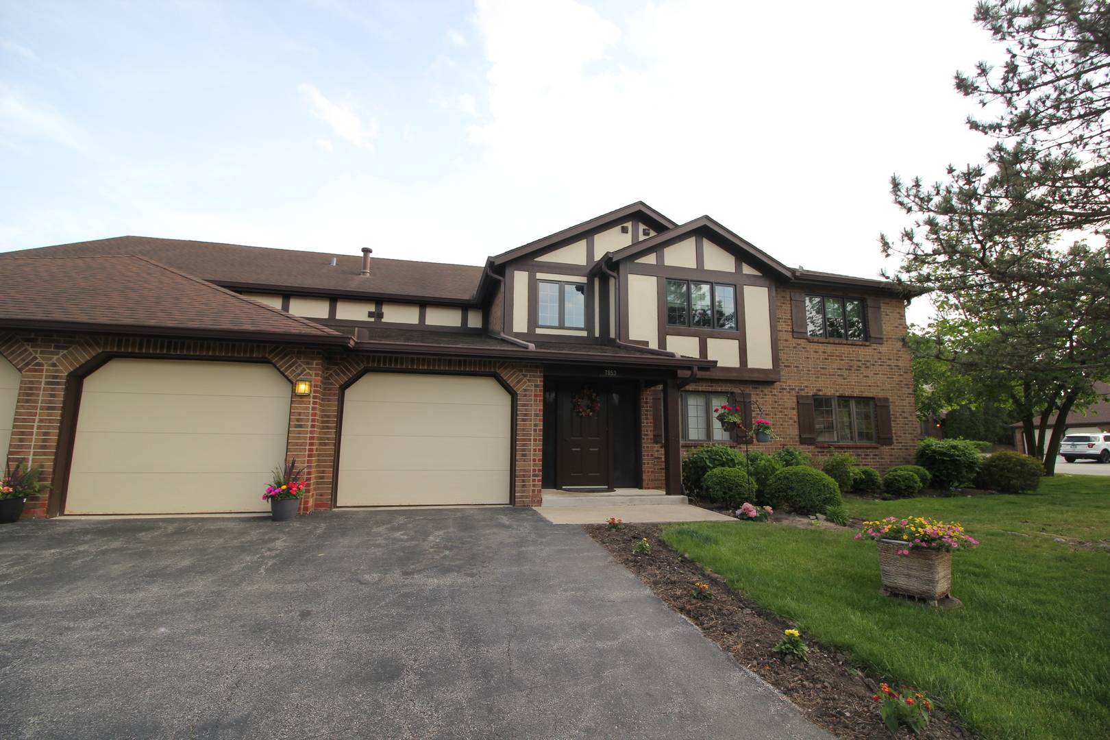 Palos Heights, IL 60463,7853 W Oak Hills CT #2DR