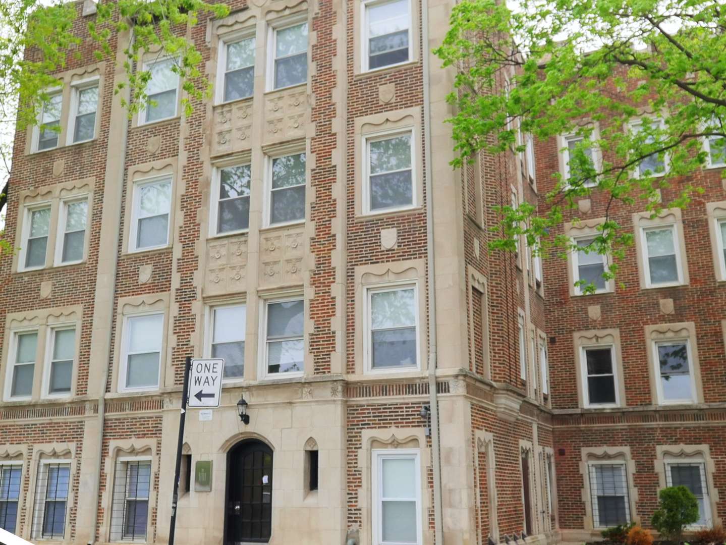 Chicago, IL 60647,2936 W Palmer ST #303