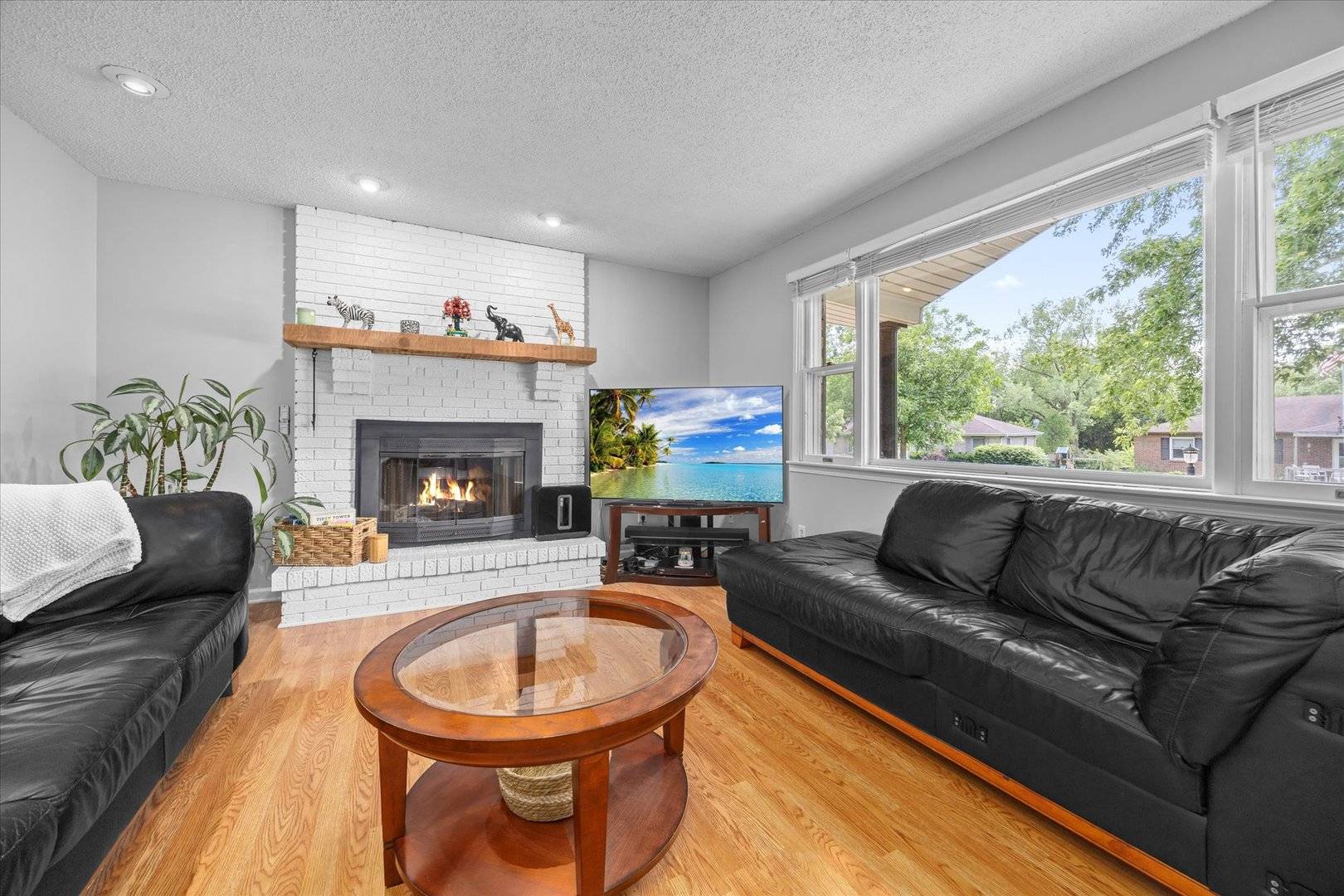 Yorkville, IL 60560,113 Poplar RD