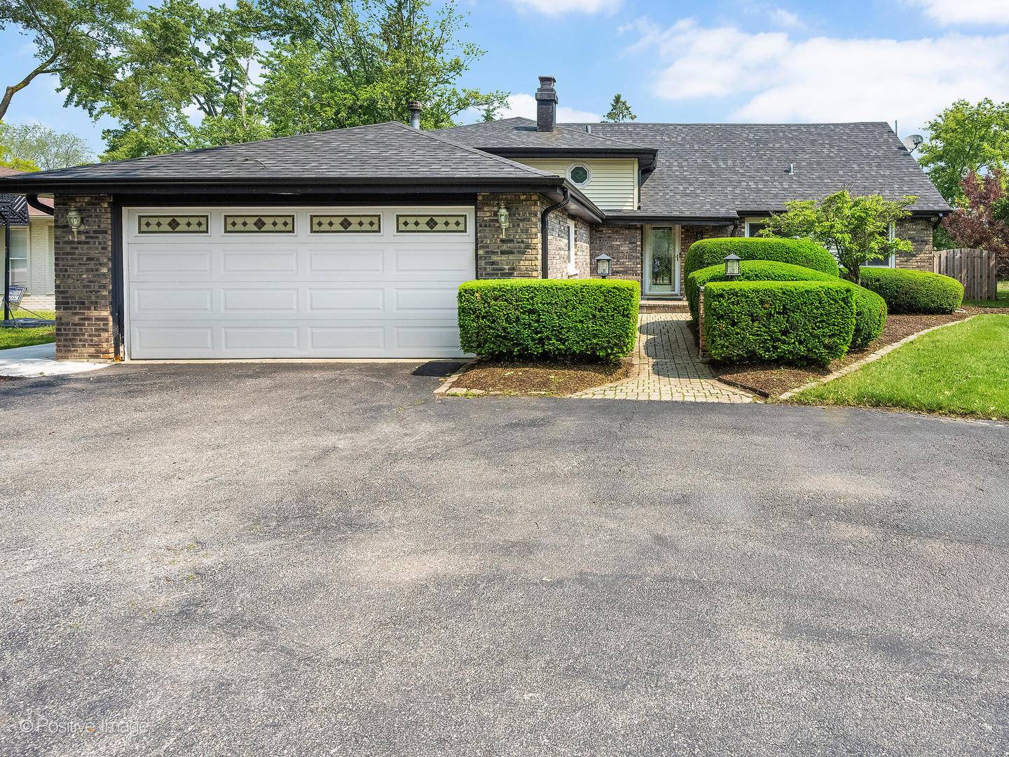Downers Grove, IL 60516,624 63rd ST