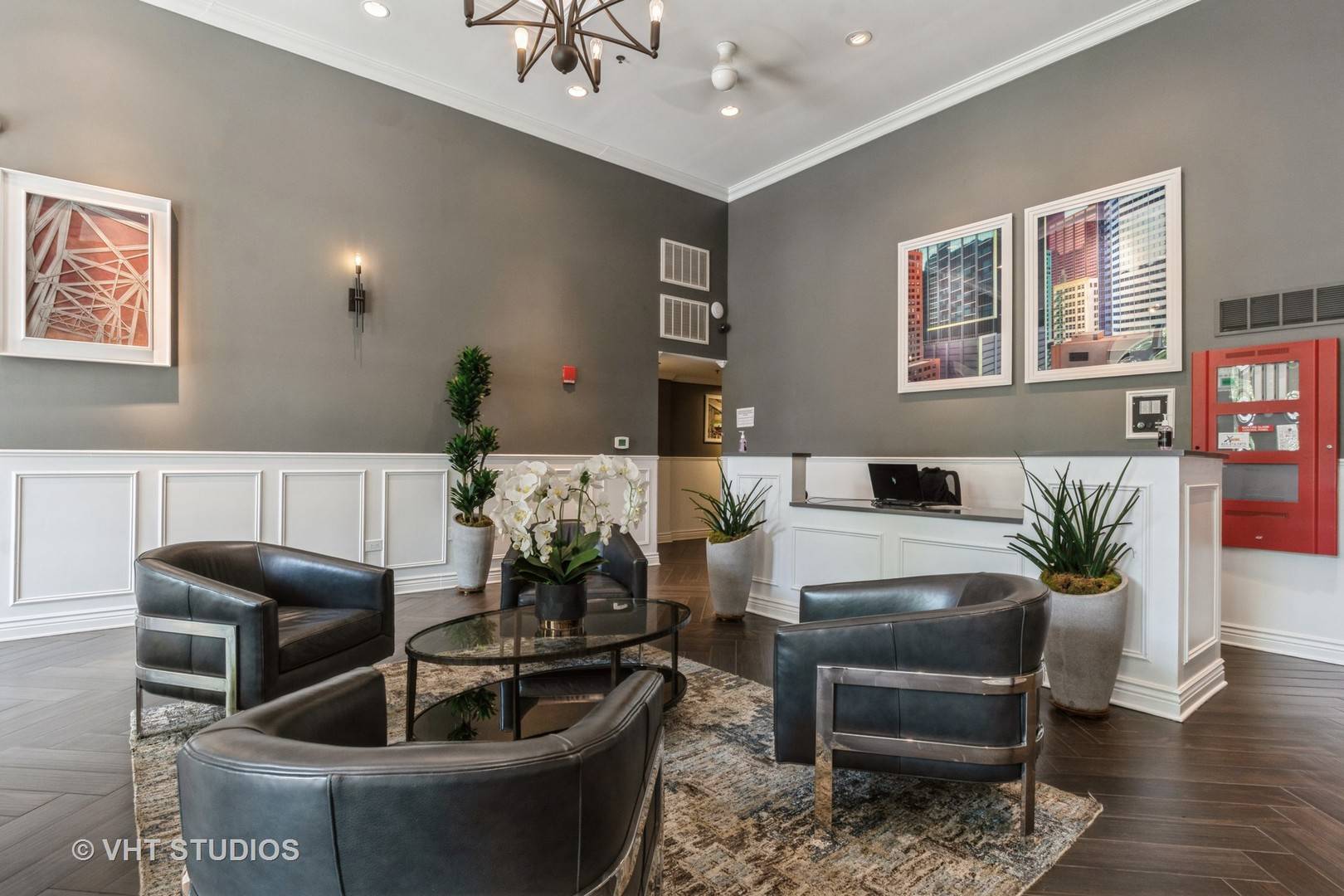 Chicago, IL 60613,828 W GRACE ST #1304