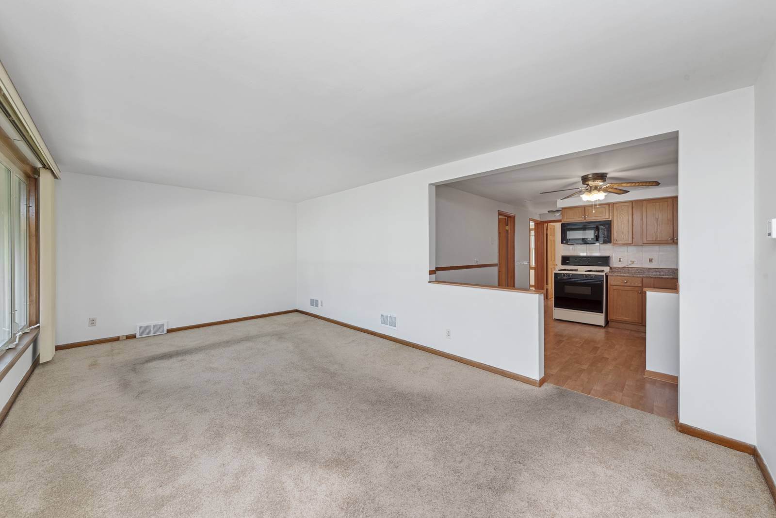 Chicago, IL 60638,5622 S Parkside AVE