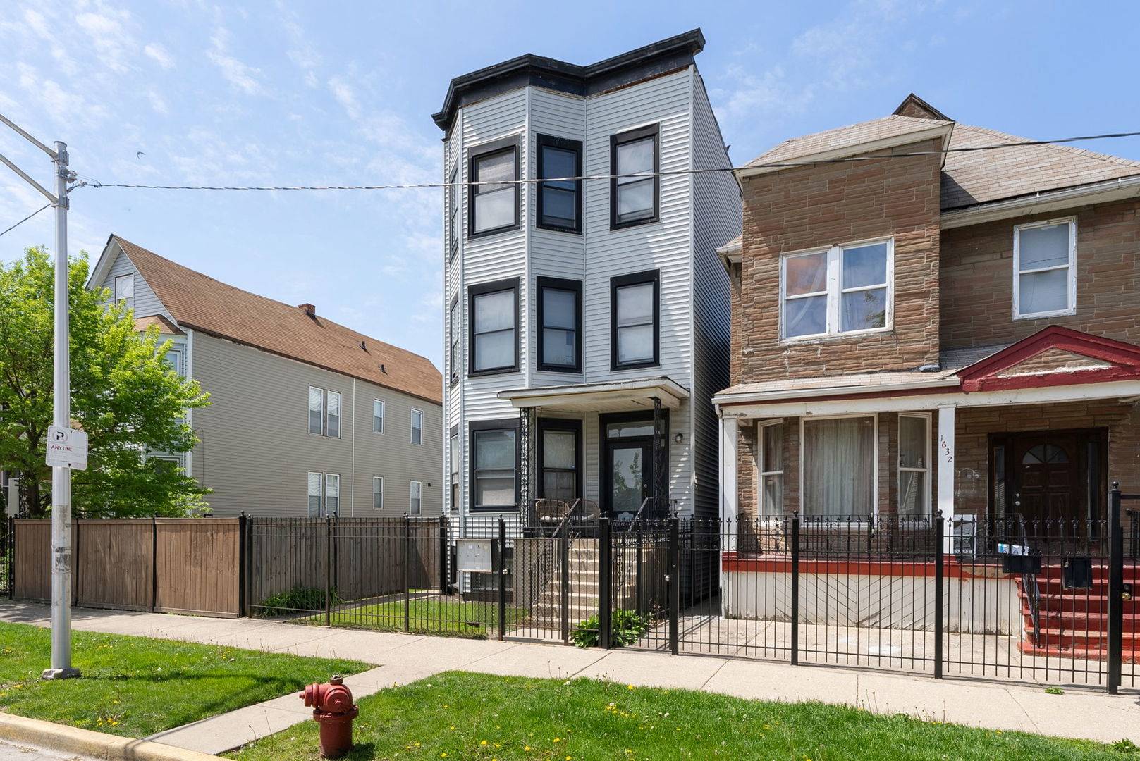 Chicago, IL 60647,1630 N Avers AVE