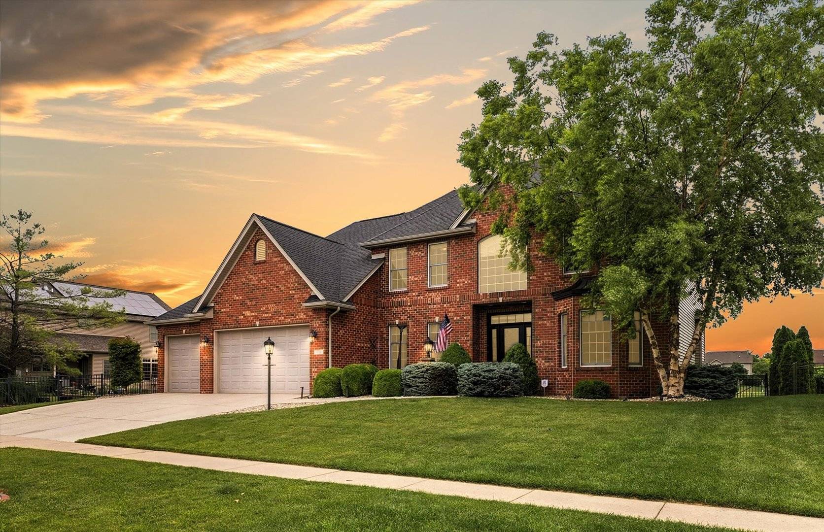 Champaign, IL 61822,1812 Savanna DR