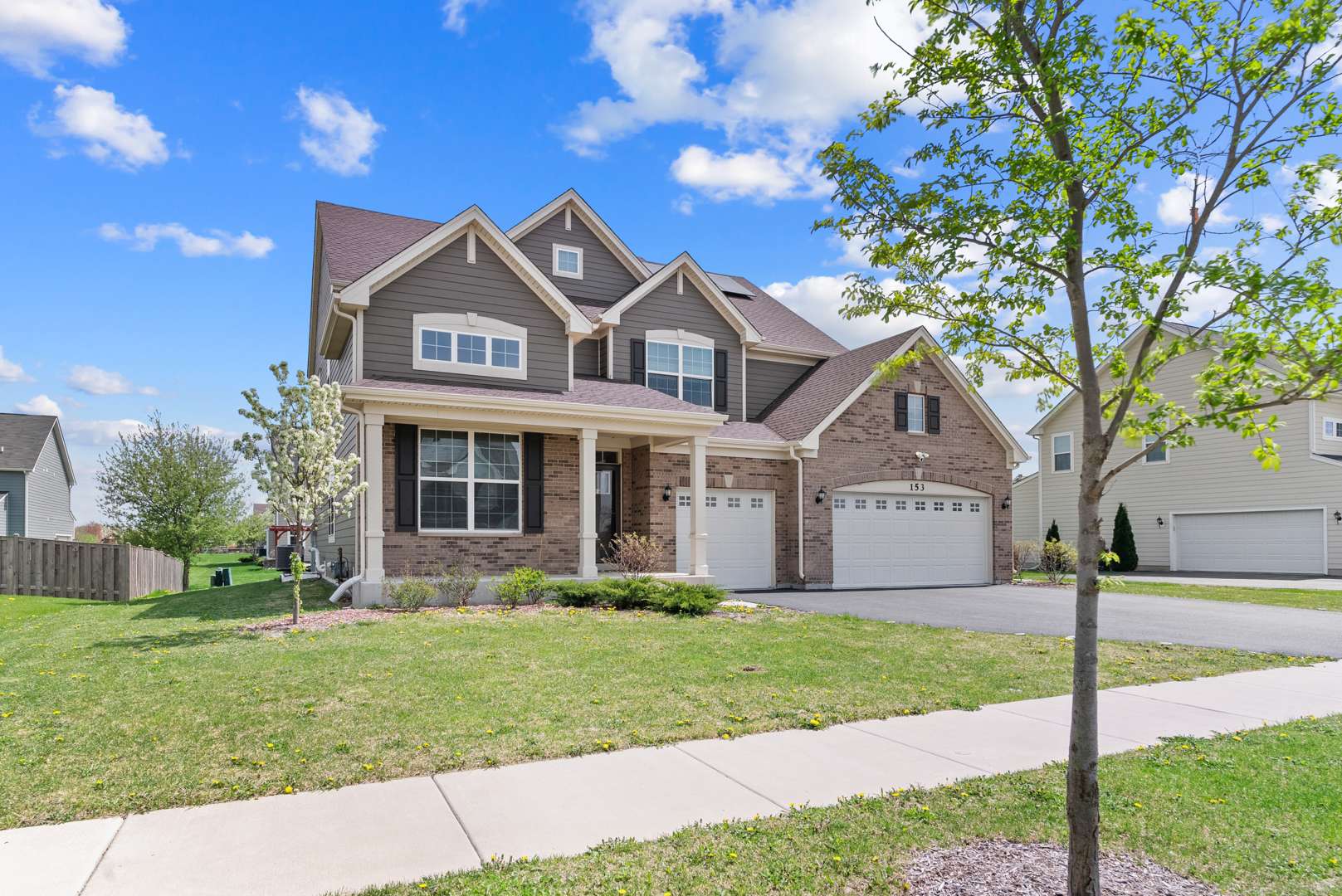 Elgin, IL 60124,153 N Bend WAY