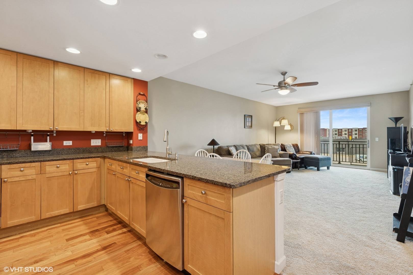 Mundelein, IL 60060,300 Anthony AVE #304