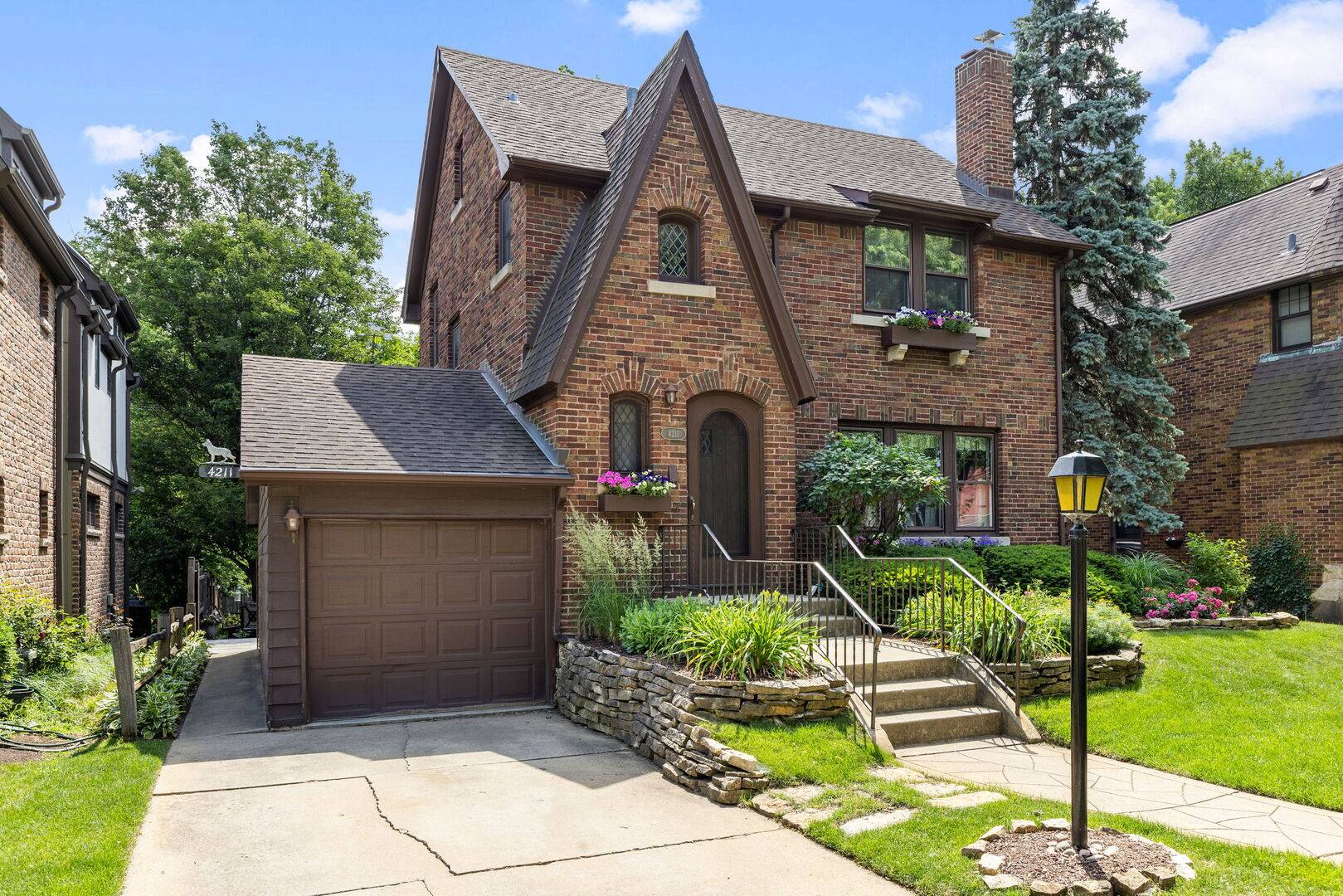 Western Springs, IL 60558,4211 Franklin AVE