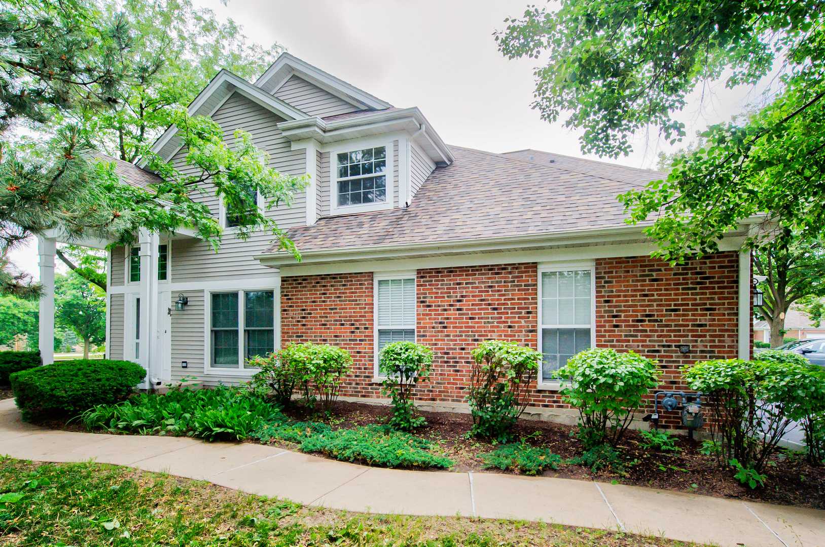 Arlington Heights, IL 60004,2015 N Silver Lake RD #1