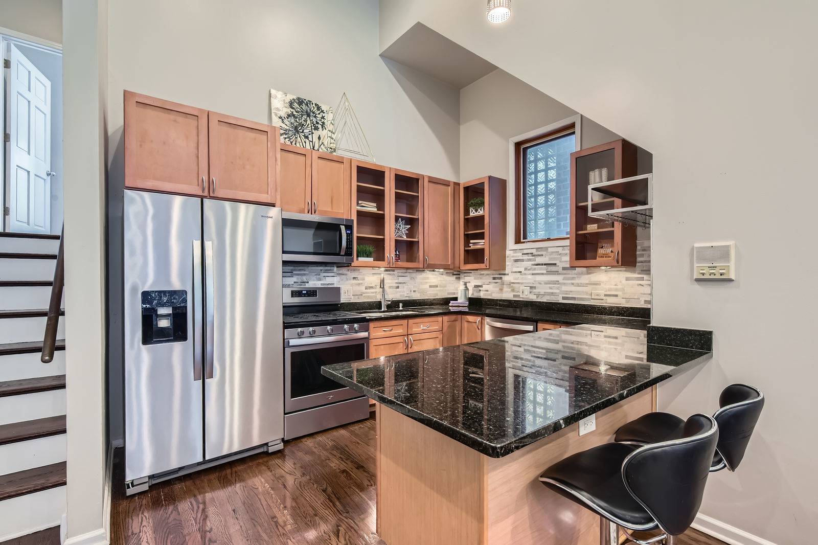 Chicago, IL 60622,1622 W Ontario ST #1E