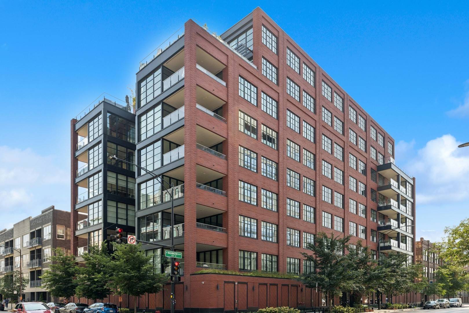 Chicago, IL 60607,1109 W Washington BLVD #5A