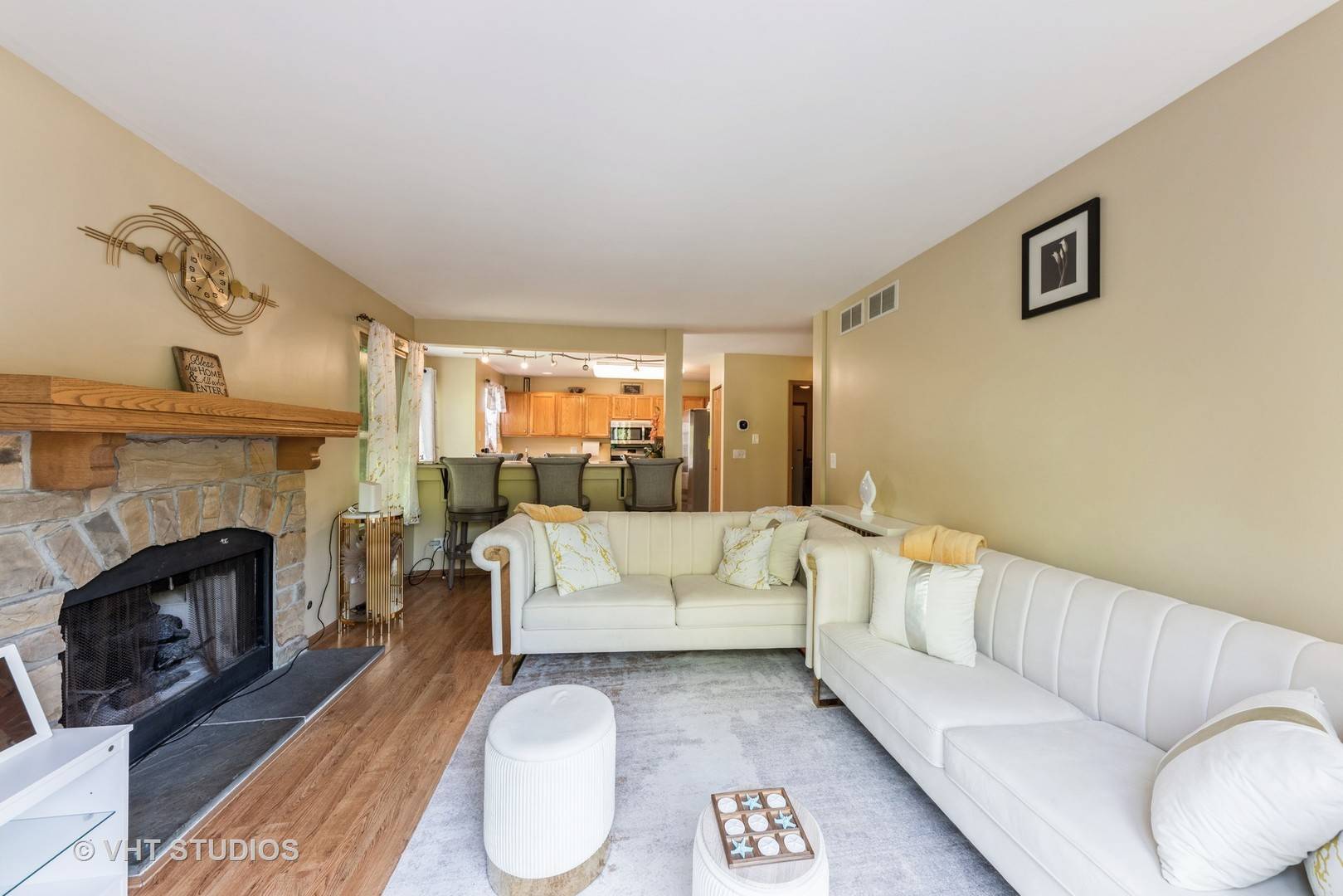 Grayslake, IL 60030,1456 Churchill LN