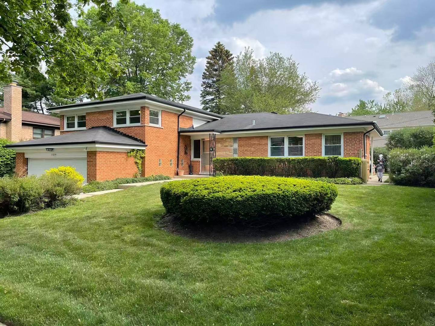 Wilmette, IL 60091,2219 Sandy LN