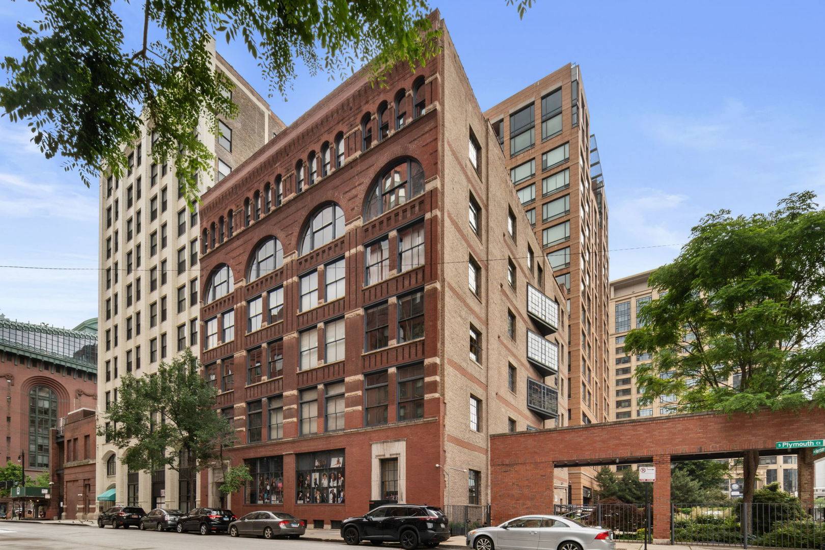 Chicago, IL 60605,531 S Plymouth CT #602