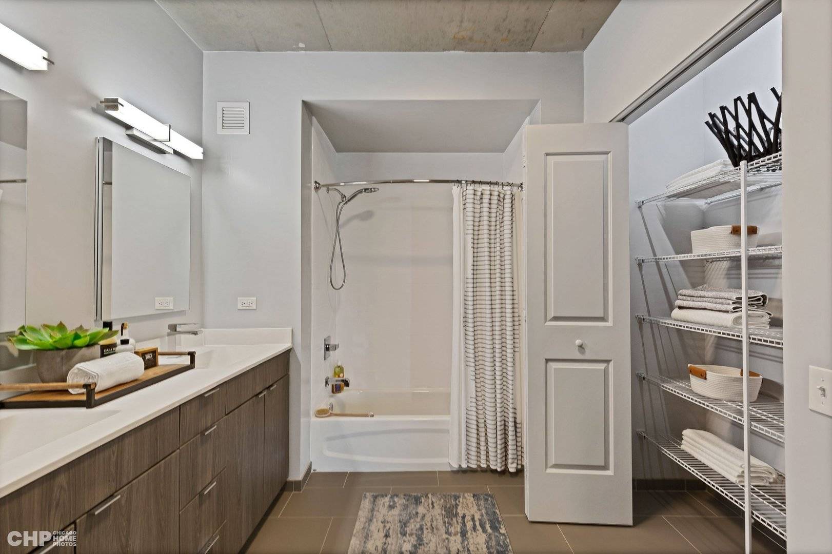 Chicago, IL 60613,1025 W Addison ST #505