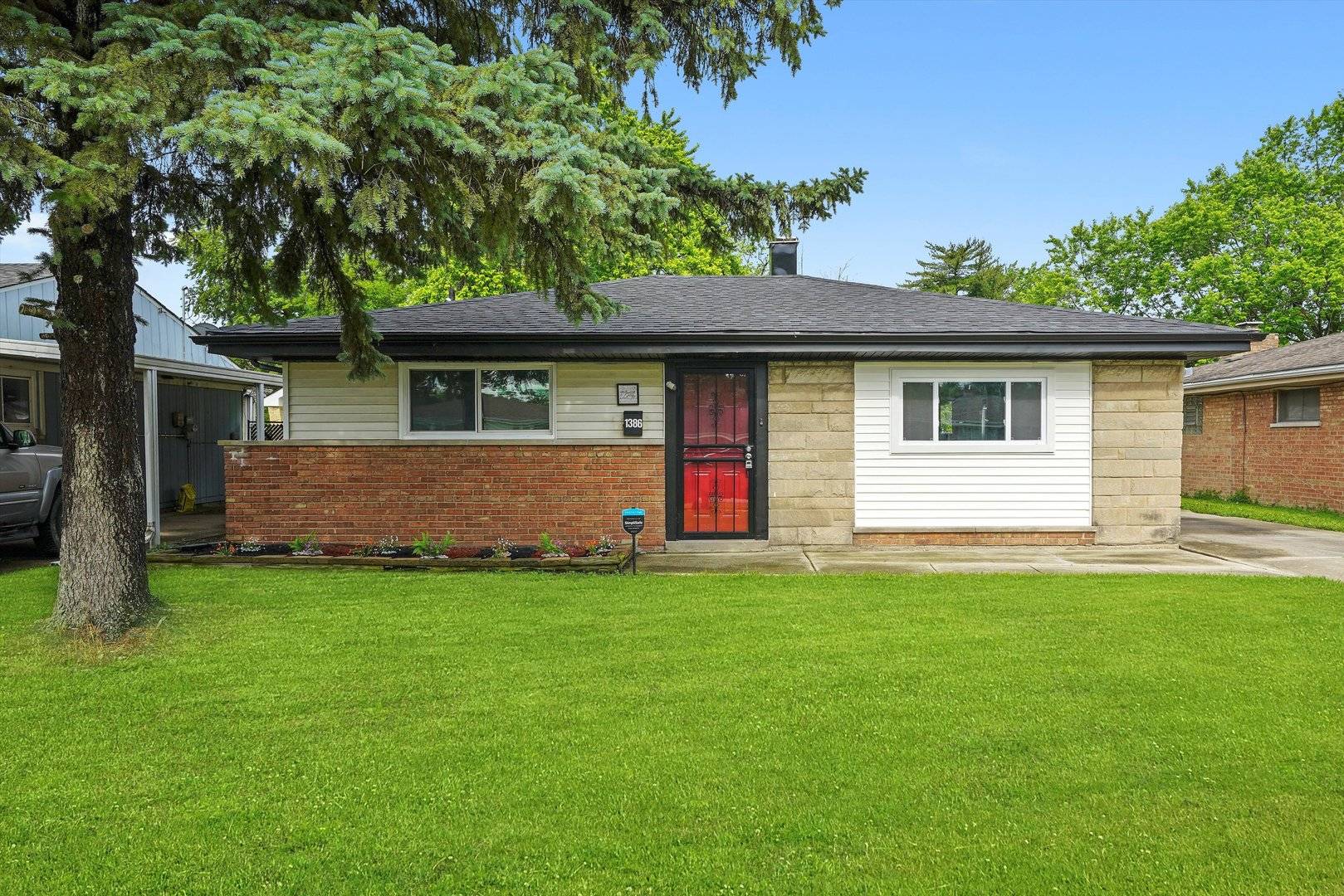 Calumet City, IL 60409,1386 Price AVE