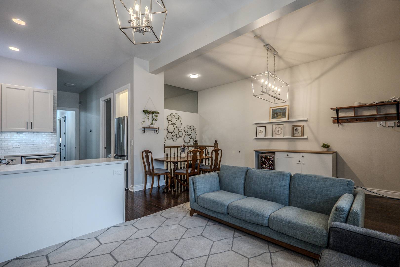 Chicago, IL 60642,1349 W Huron ST #1