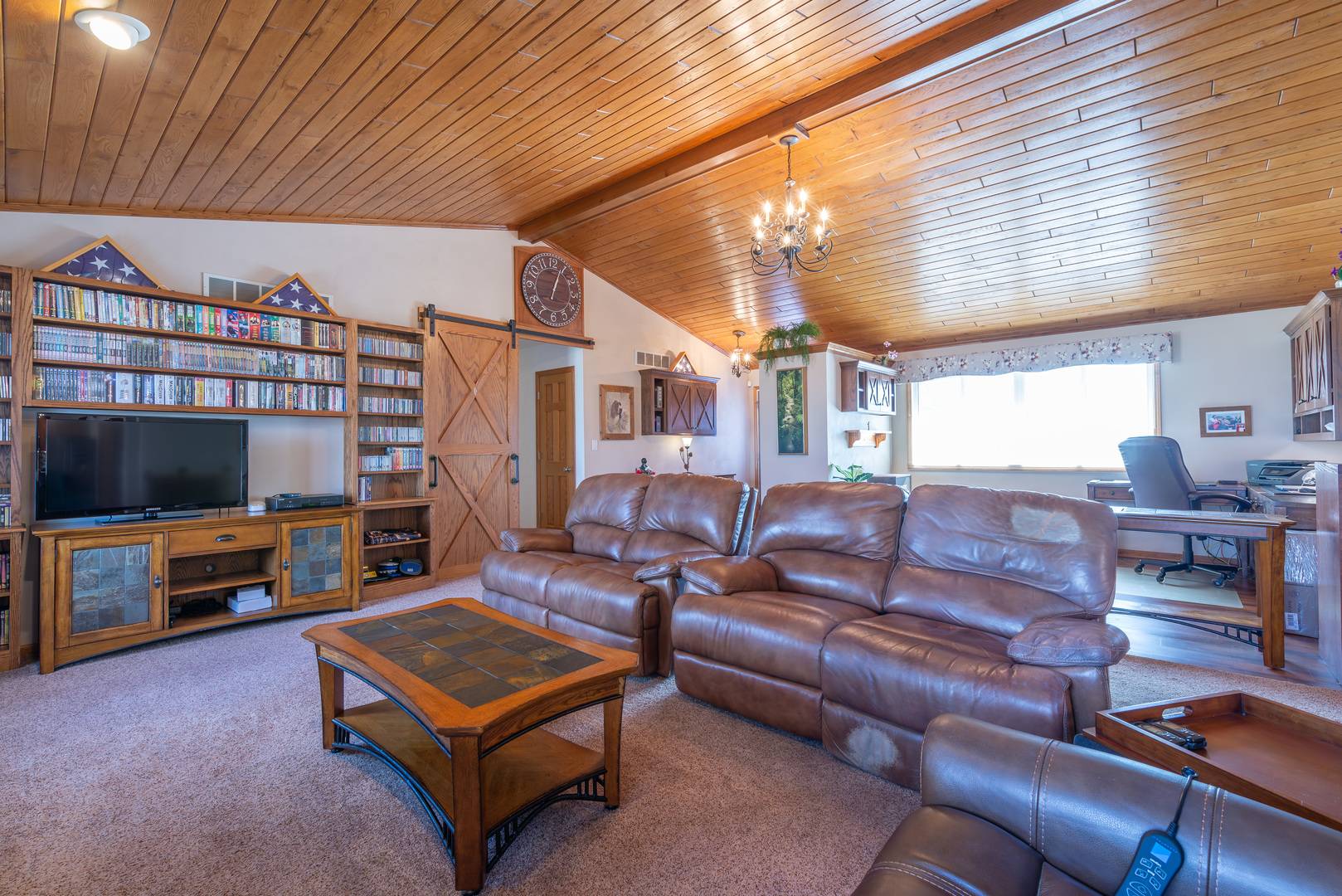 Lena, IL 61048,105 Rollin DR