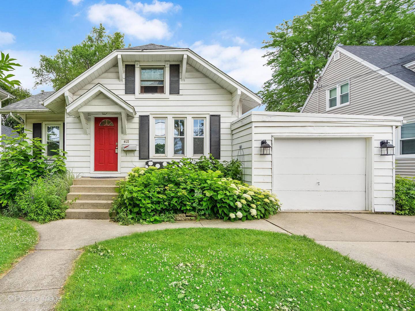 Wheaton, IL 60187,421 E Indiana ST