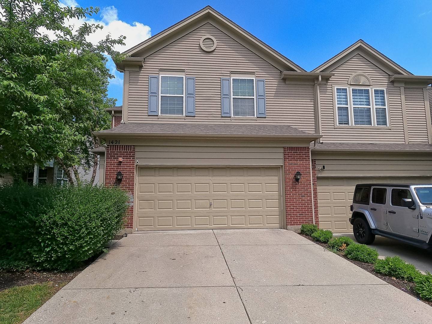 Streamwood, IL 60107,1421 Yellowstone DR