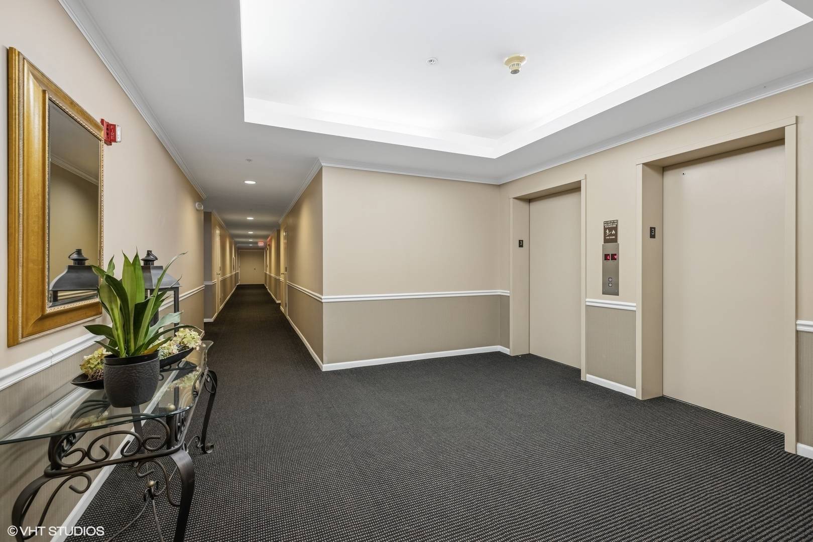 Glen Ellyn, IL 60137,501 Forest AVE #305