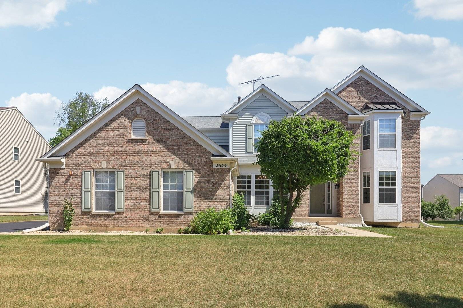 Dundee, IL 60118,2644 Connolly LN