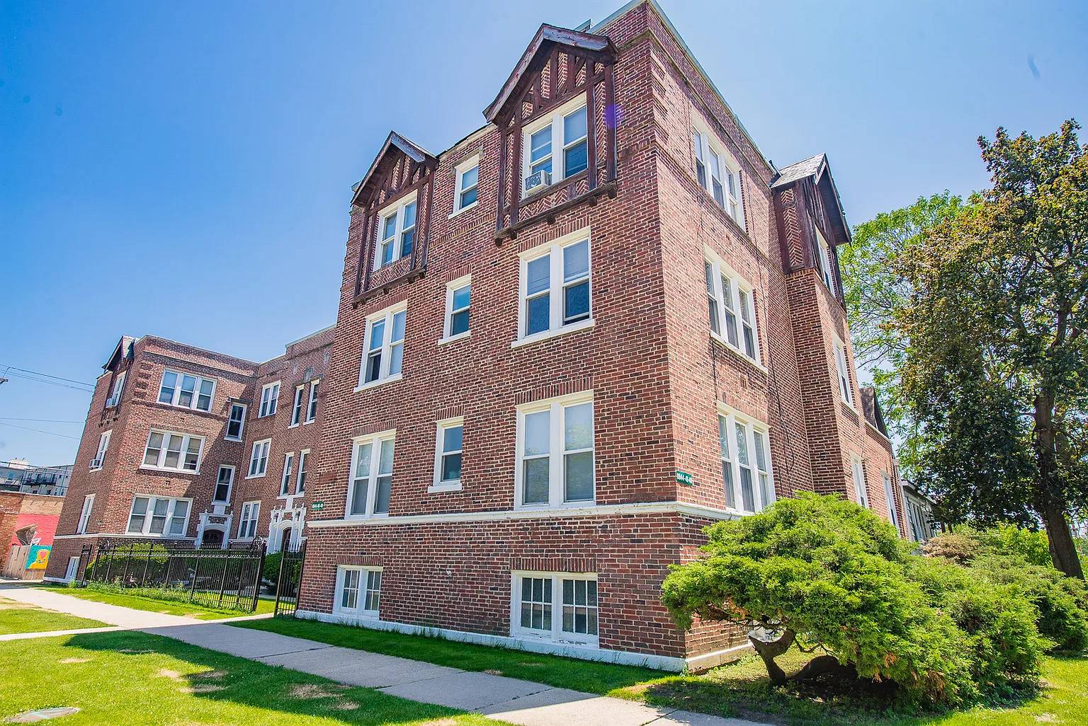 Berwyn, IL 60402,6848 32nd ST #5