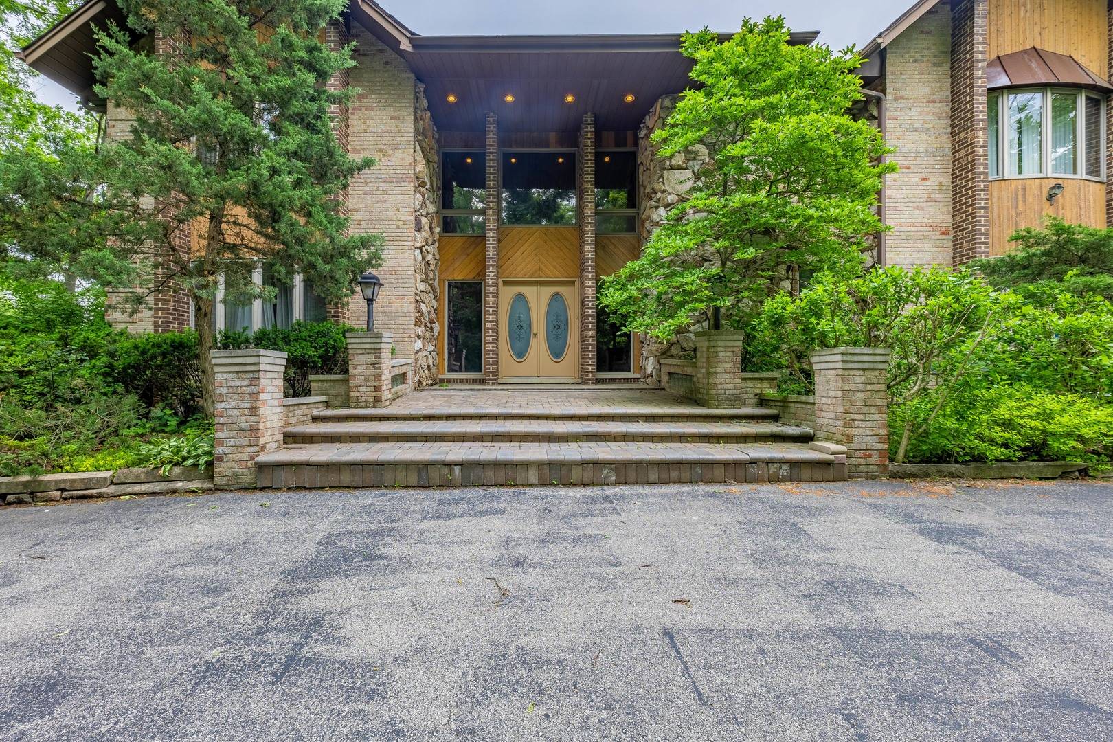 Orland Park, IL 60467,15657 116th AVE