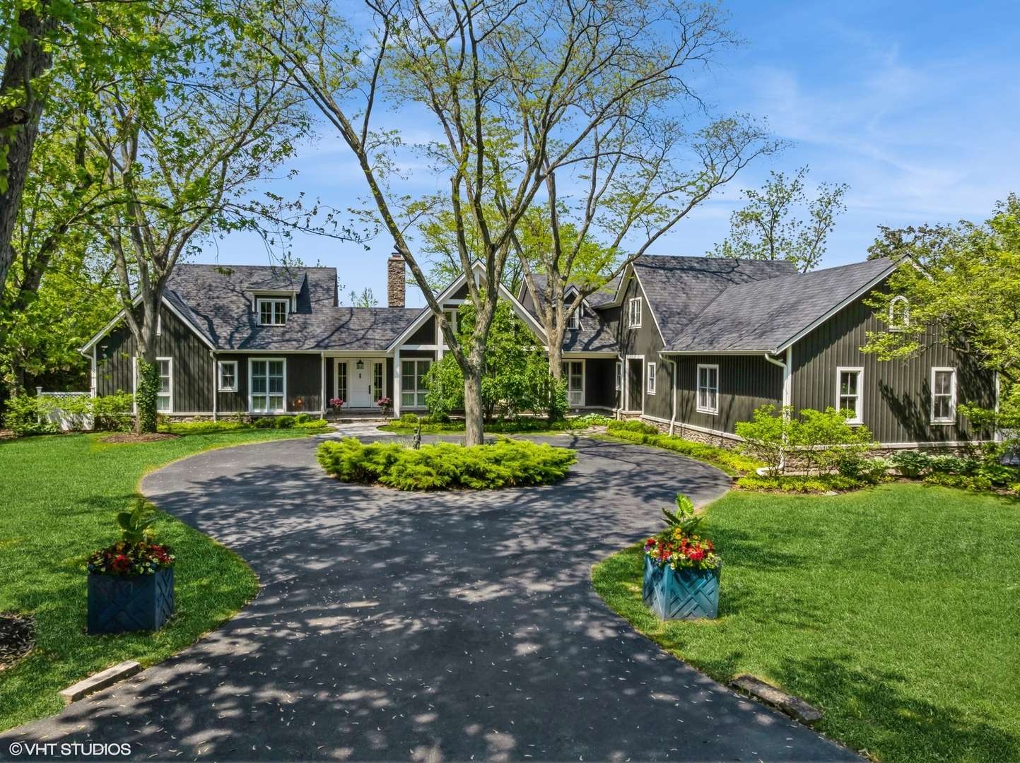 Northfield, IL 60093,305 Maple Row AVE