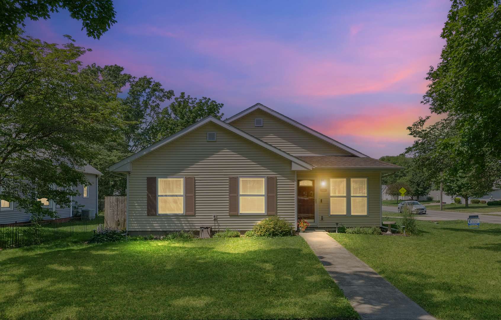 St. Joseph, IL 61873,608 E Lincoln ST