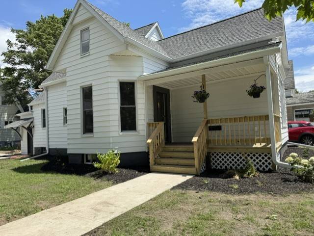 Bloomington, IL 61701,207 W Graham ST