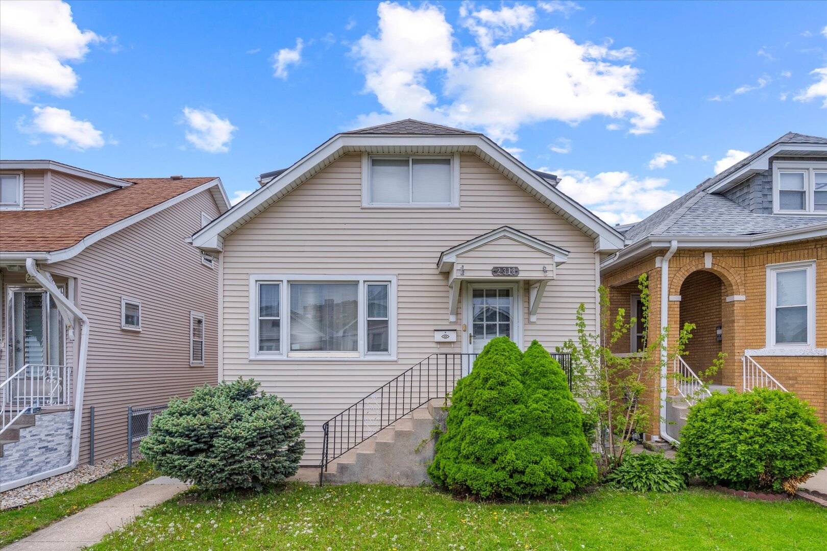 Elmwood Park, IL 60707,2318 N 73rd AVE