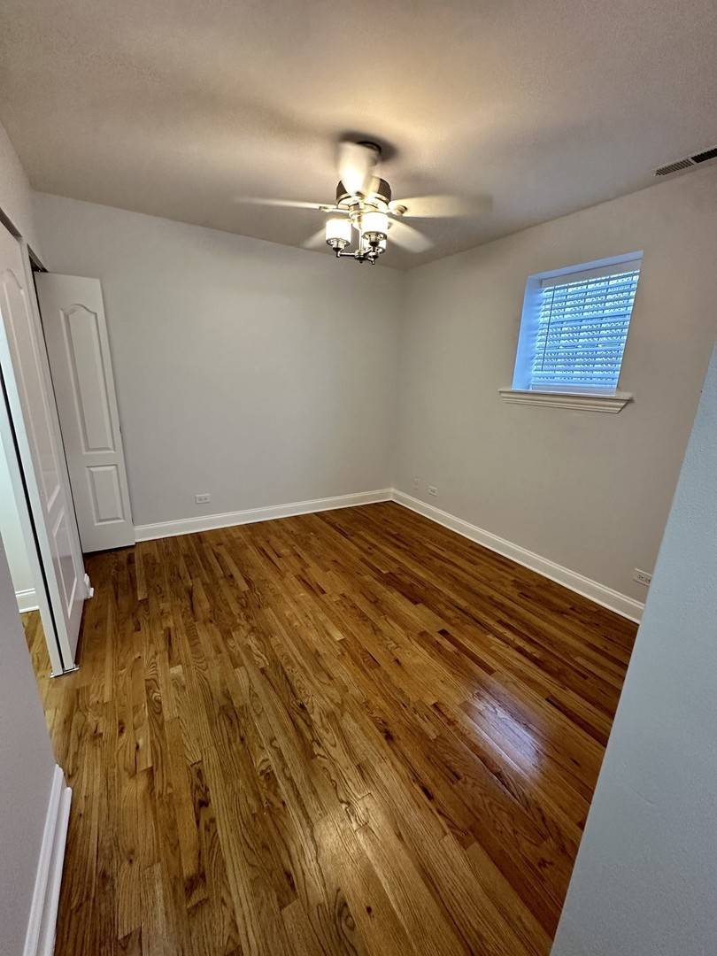 Chicago, IL 60647,3707 W ALTGELD ST #1