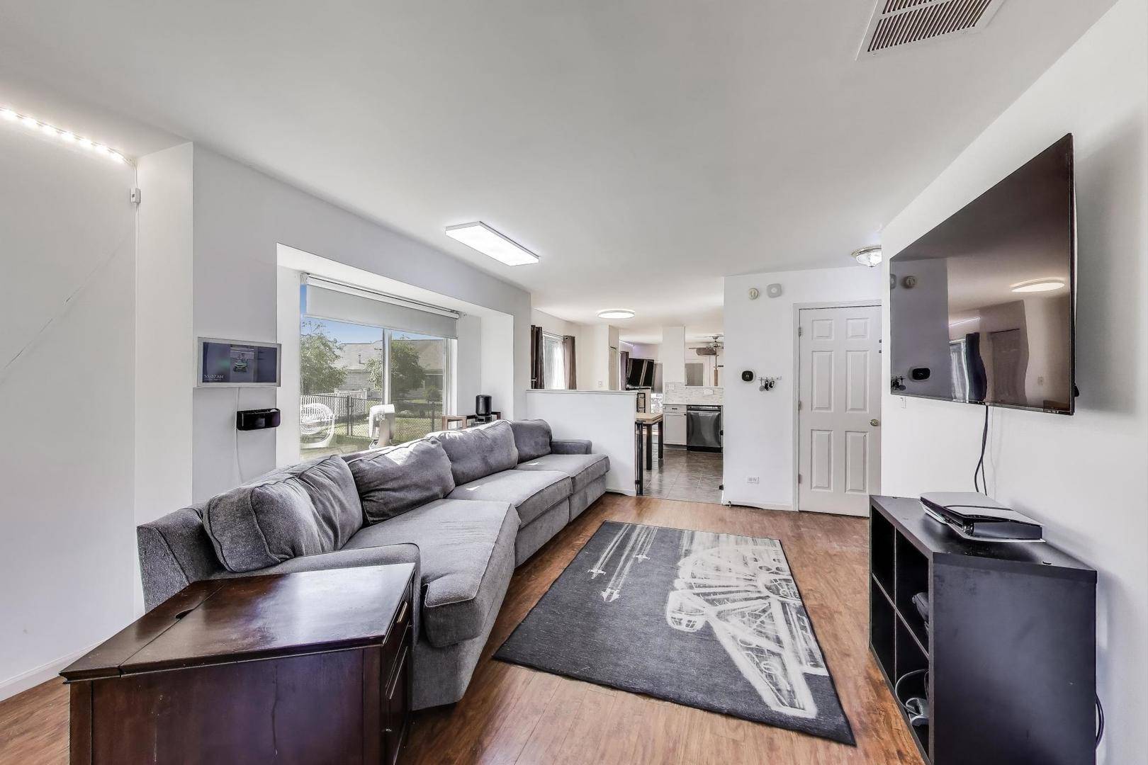 Round Lake, IL 60073,107 W Amberley DR