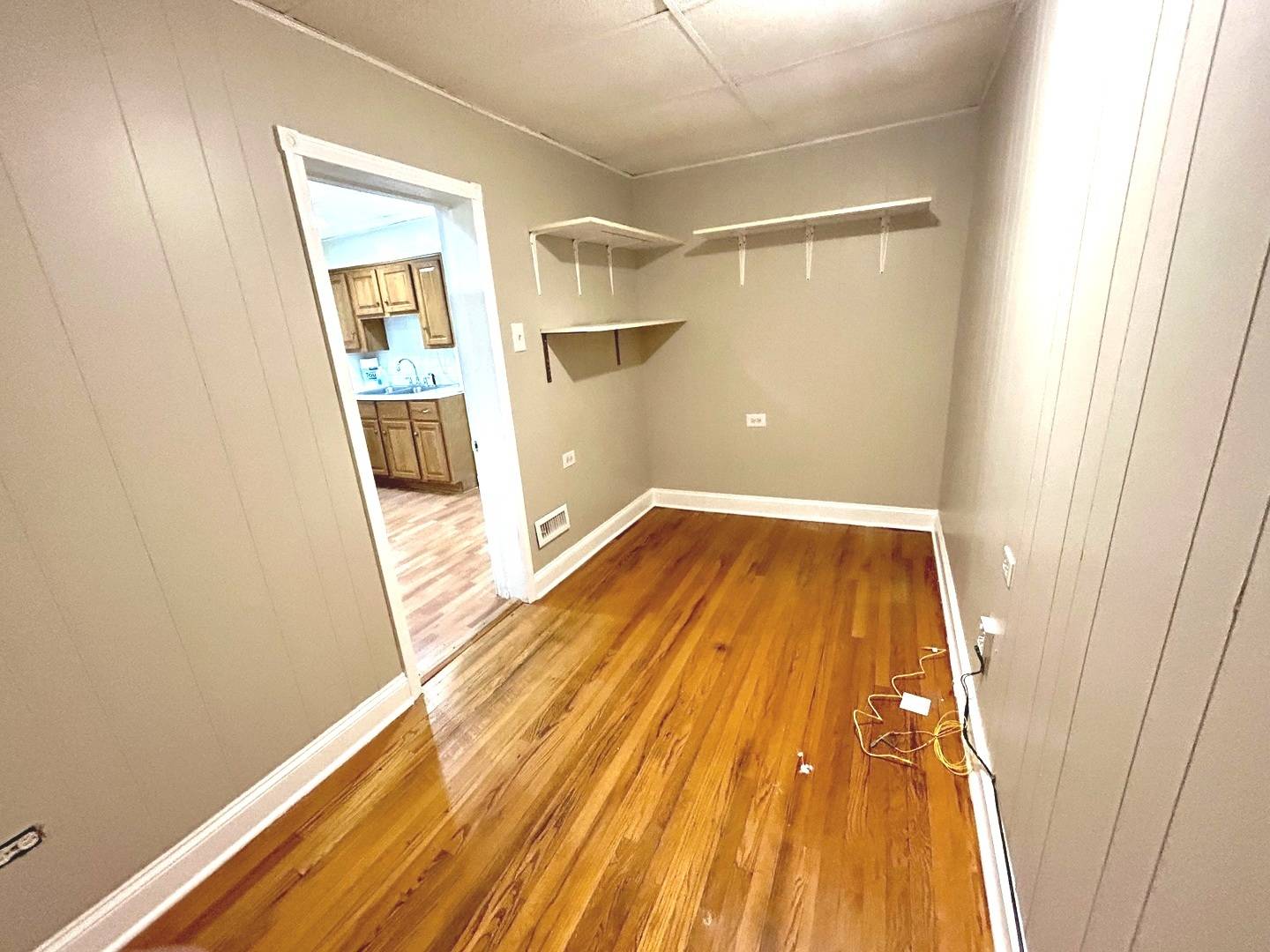 Chicago, IL 60622,1403 N Maplewood AVE #1