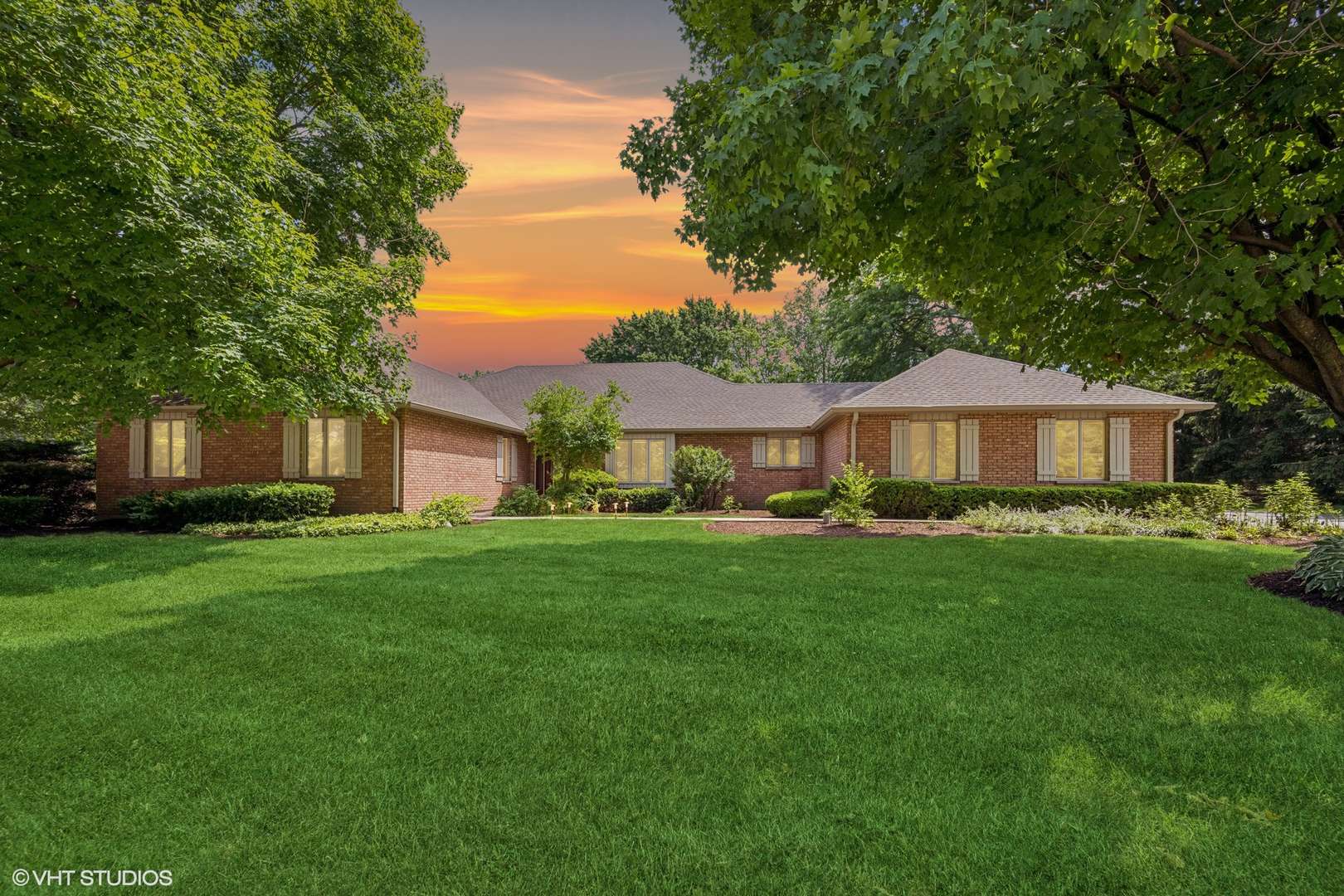 Hawthorn Woods, IL 60047,10 N Highview CIR