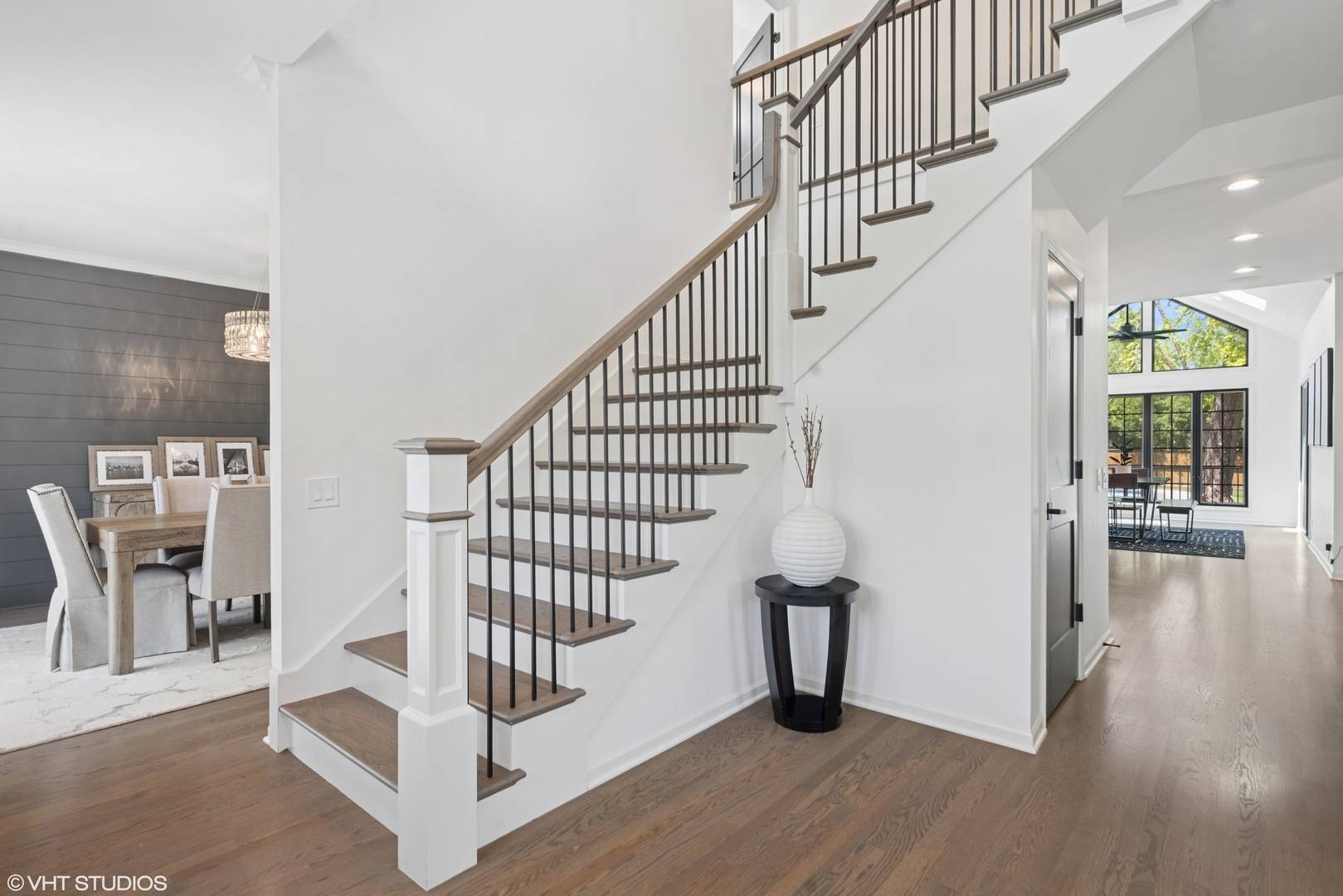 Glen Ellyn, IL 60137,560 Ahlstrand RD