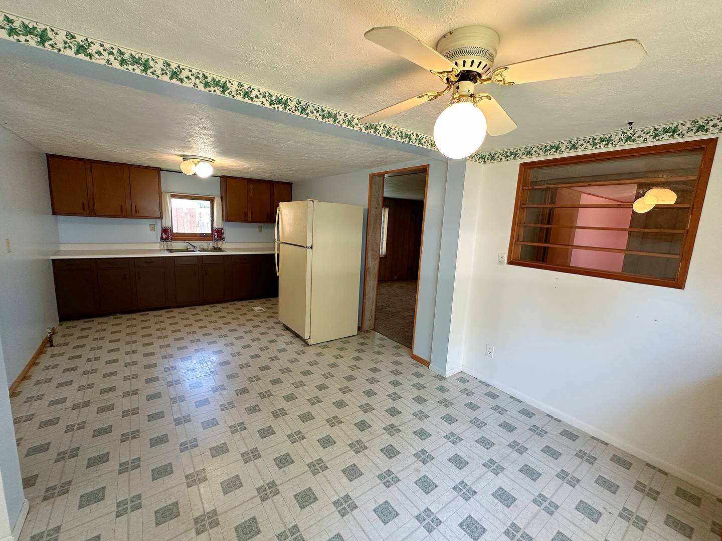 Streator, IL 61364,1806 S Harrison ST