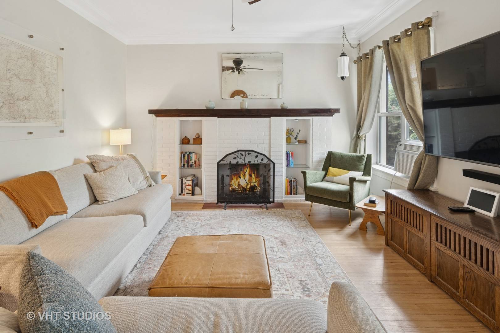 Chicago, IL 60640,5245 N WINTHROP AVE #3S