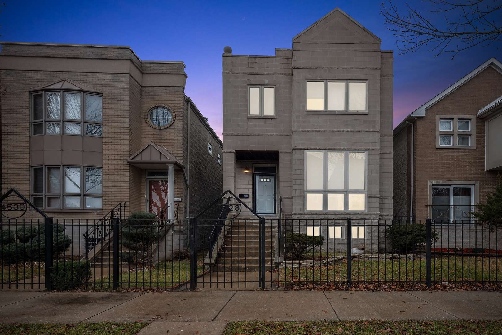 Chicago, IL 60653,4528 S Saint Lawrence AVE