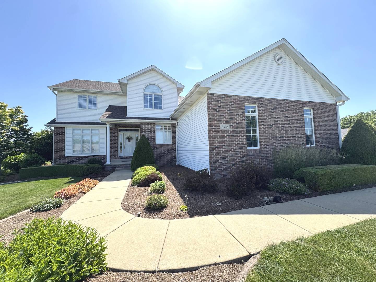 Kankakee, IL 60901,2305 Fox Run DR