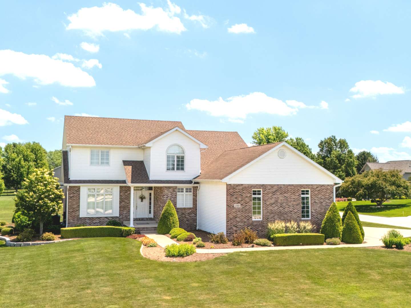 Kankakee, IL 60901,2305 Fox Run DR