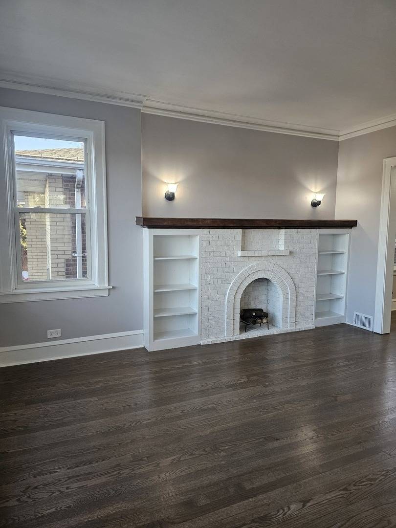 Chicago, IL 60629,6152 S Kolin AVE #2
