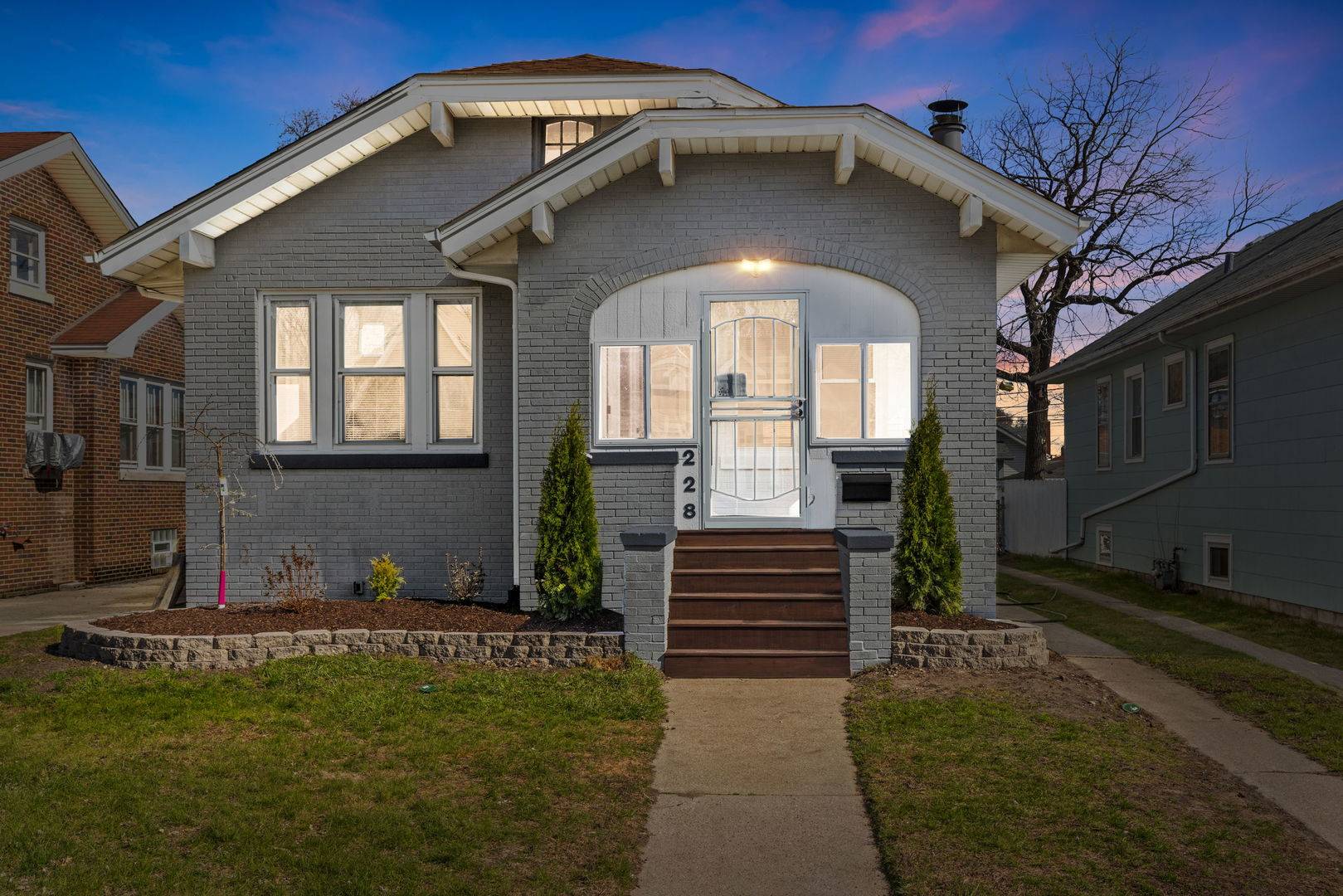 Calumet City, IL 60409,228 Elizabeth ST