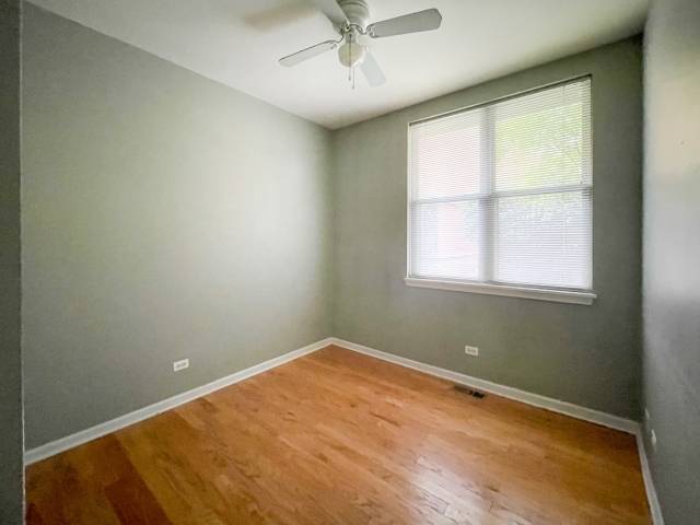 Chicago, IL 60610,757 W Evergreen AVE #A