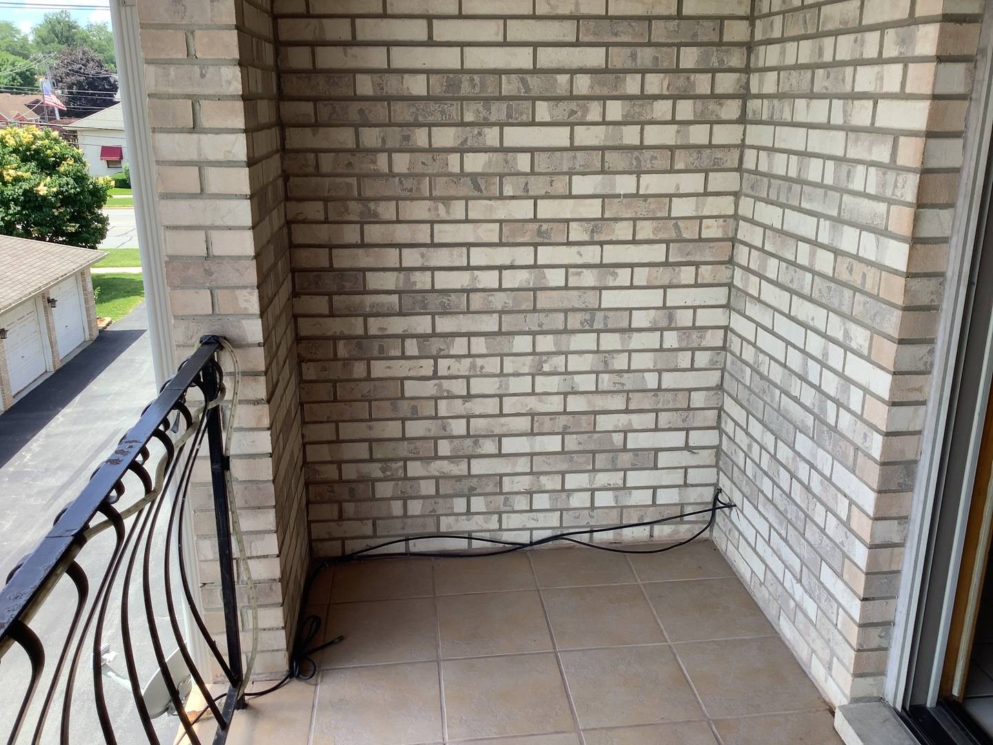 Hickory Hills, IL 60457,9211 S ROBERTS RD #3D