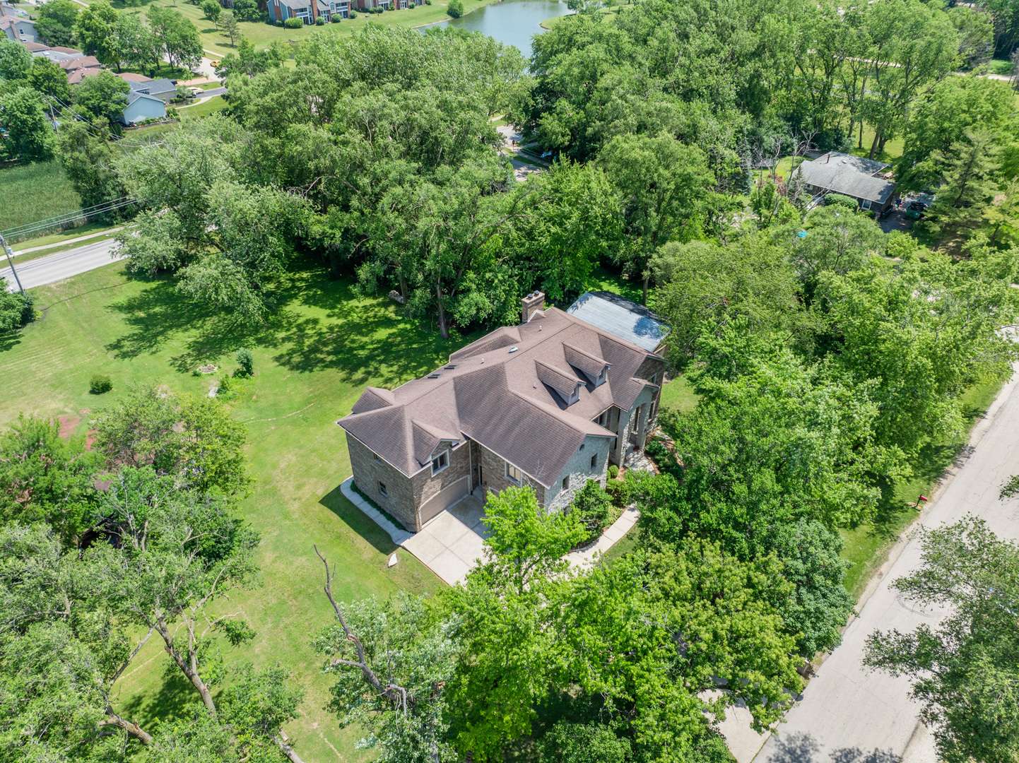 Willowbrook, IL 60527,5865 Alabama AVE