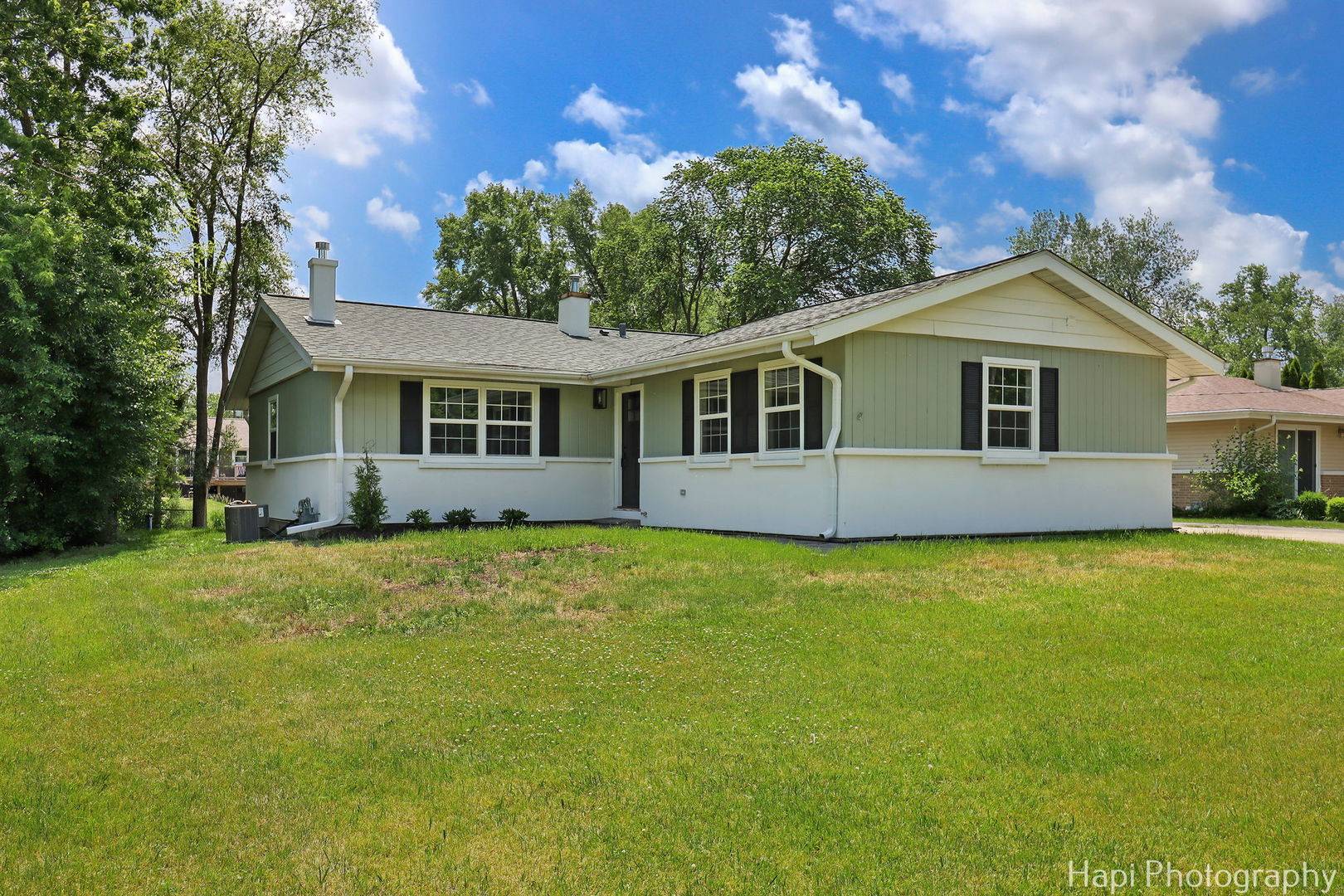 Antioch, IL 60002,26097 W Channel AVE
